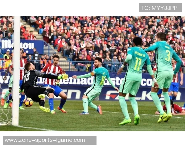 托拉卡与蓝十字的激烈对决揭示了足球战术的深度与魅力